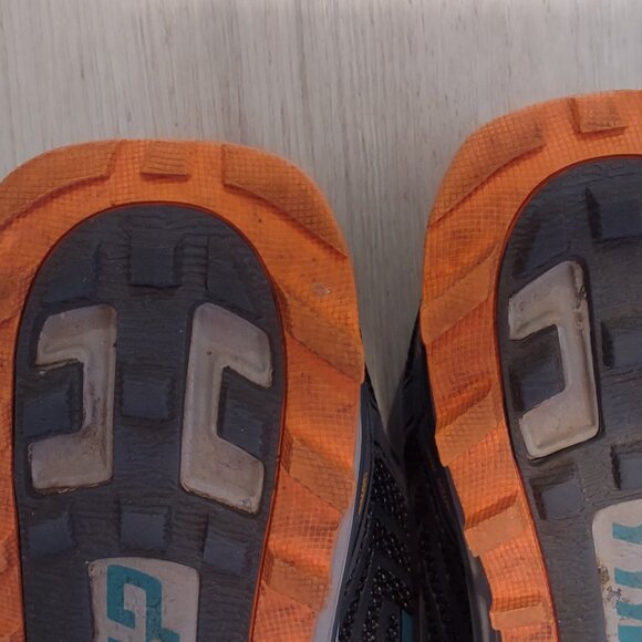 Altra Timp 1.5 men size 9 - Picture 6 of 10